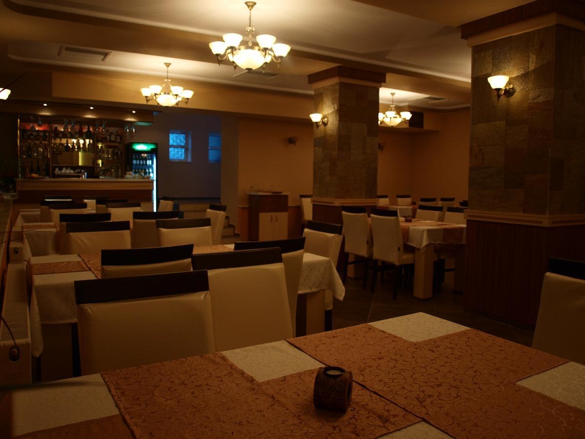 Hotel Mimoza Razgrad Exterior foto